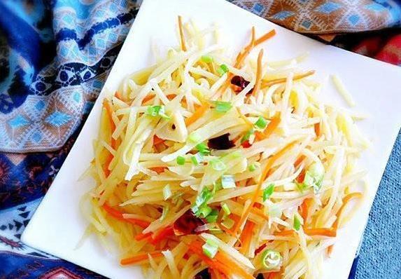 酸辣土豆丝炒出饭店味，醋放早放晚都不行，3秒学会绝招
