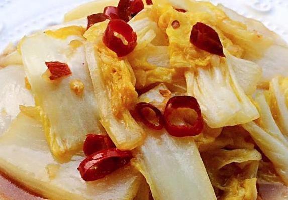 白菜炒不好吃？学会这3招，家常醋溜白菜秒变饭店味！