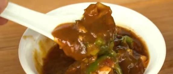 广州牛宴不卖牛排，专做牛尾牛鞭，食客却抢着吃！