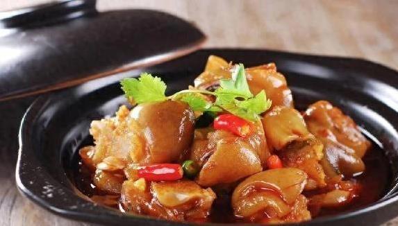 牛蹄营养赛牛肉，却为何难买到？真相太意外
