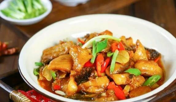 江西6道下饭菜香翻天，辣到停不下来，你尝过几道？