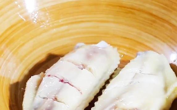 肯德基鸡翅太贵吃不起？3分钟学会自制，外酥里嫩完胜店里