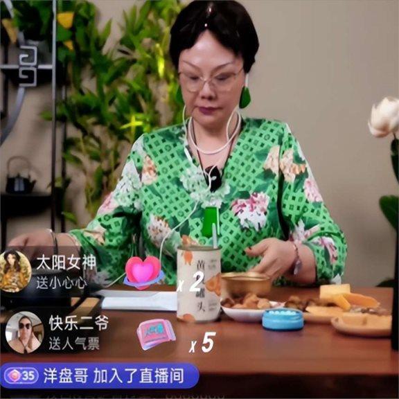 活久见！正妻与小三同吃同住？杨议这还算是相声演员吗？ 相声界道德争议再起