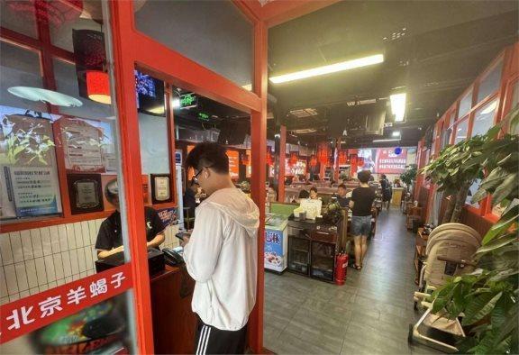 只要北京人的血是热的这家店就不会凉 英雄火锅店成打卡地