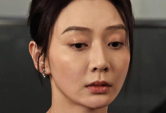 《以法之名》白冰演技如何 賢妻良母形象深入人心