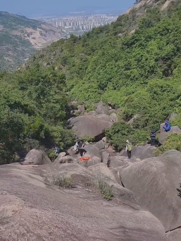 男子參加徒步掉隊迷路后身亡