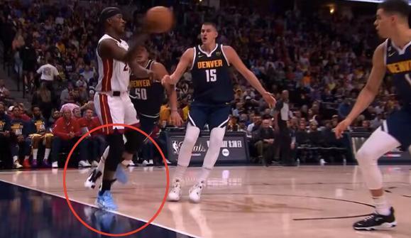 NBA总决赛G2判罚惹争议 三裁判一人出生迈阿密