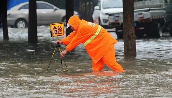 广西玉林发布洪水橙色预警 多条河流超警戒水位