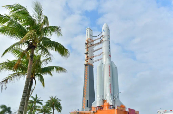 长征五号能将25吨重物推上太空！