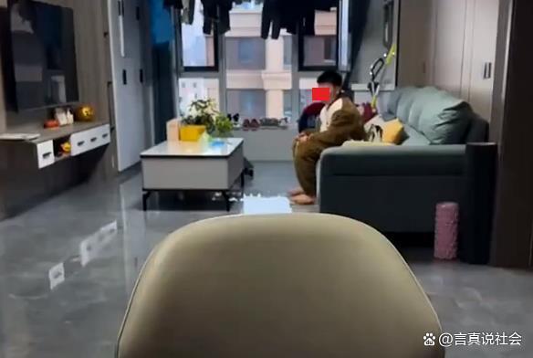 不让看电视男孩竟说妈妈不配当母亲 妈妈发文称自己从来没那么委屈过！