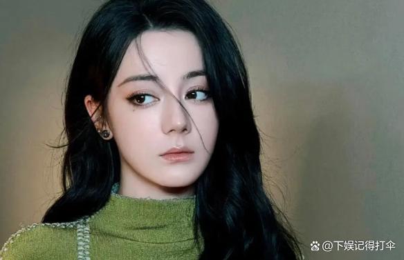 陈星旭在迪丽热巴面前快夹成卡车了 坐腿吻引爆社交平台