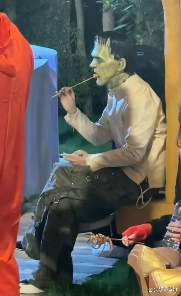 范丞丞绿巨人Cosplay获认可网友果然眼光好