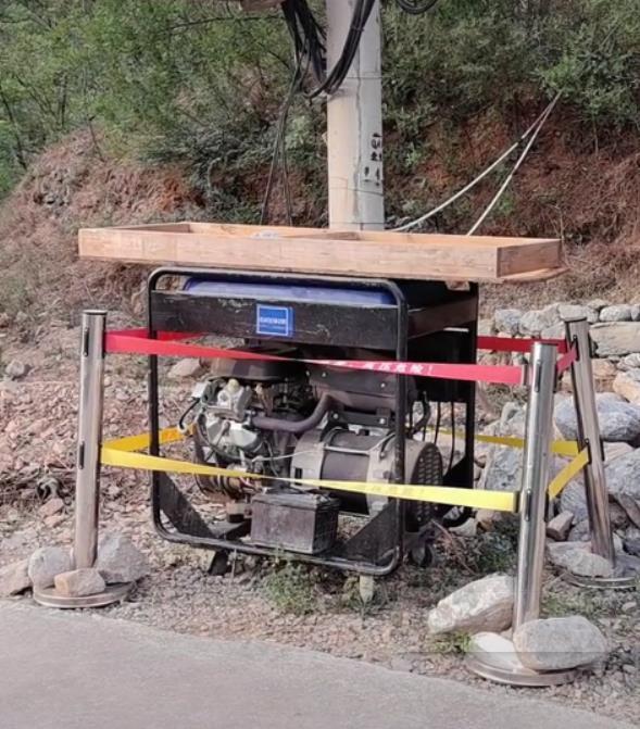 村莊停電兩月僅靠一臺發(fā)電機供電