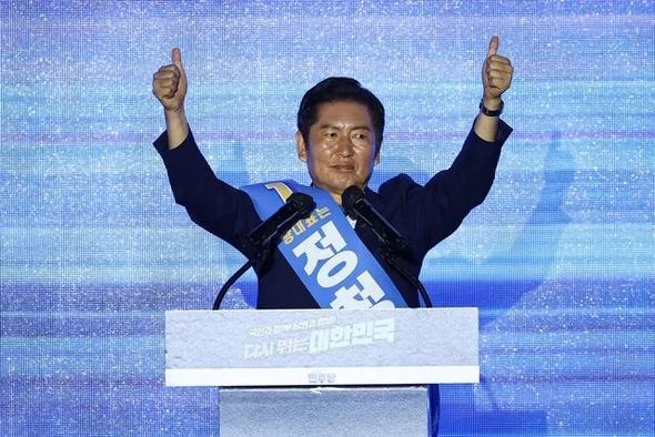 执政半年，李在明抓住了一个关键窗口期