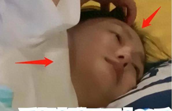 大S终于认清现实！光头收入太低被嫌弃，再提两个条件示好汪小菲，时隔一年推着婴儿车现身台北