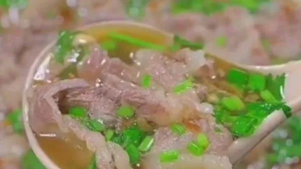 一碗牛肉汤香哭隔壁，潮汕人藏了啥秘方？