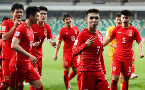 U20比赛艾菲尔丁制造乌龙 时隔九年将国足送进8强