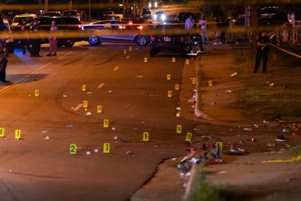 美国阿克伦市发生枪击案致1死26伤