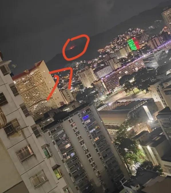 委内瑞拉首都主干道空了 美军空袭行动已发动