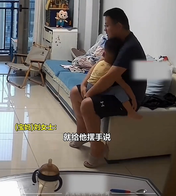 窗外电闪雷鸣宝爸宝妈下意识看宝宝，来不及想别的宝爸宝妈宝宝不及