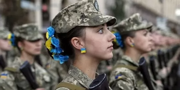 孕妇也不例外！乌克兰兵役登记令引争议