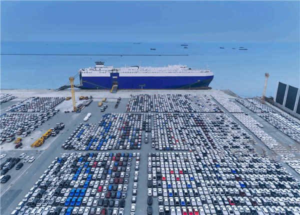 盯上海外市场，比亚迪被曝斥资近50亿下单造船！