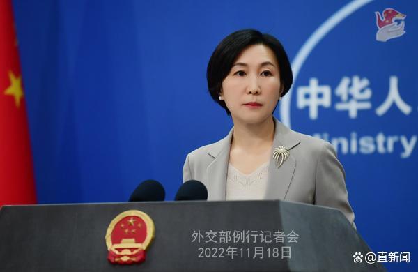 金正恩携女儿首次公开亮相 亲临试射场所并指导试射新型洲际弹道导弹