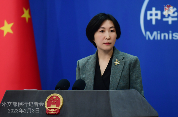 中国无人飞艇因不可抗力误入美领空：受西风带影响，飞艇严重偏离预定航线