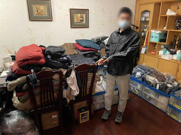 优衣库店长偷800余件服装7.5折二手销售,4年获利60万终被抓