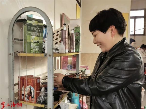 乡村入殓师16年为近百位逝者理发 让逝者体面离开