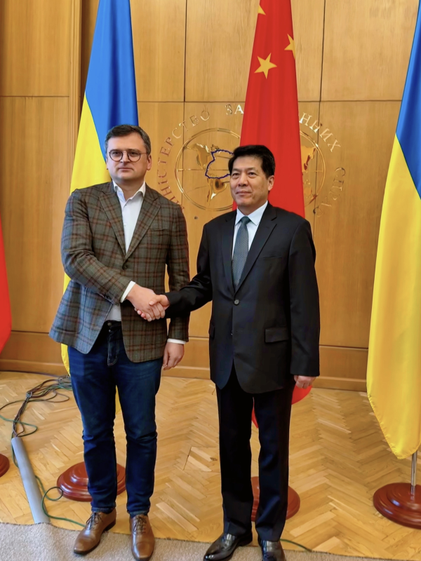 中国政府欧亚事务特别代表访问乌克兰