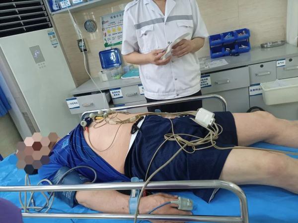 男子被一碗面送进医院抢救！已经三次了，还不相信……