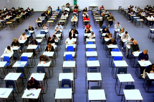 韩国宣布取消超高难度高考试题：要搞全民快乐教育？