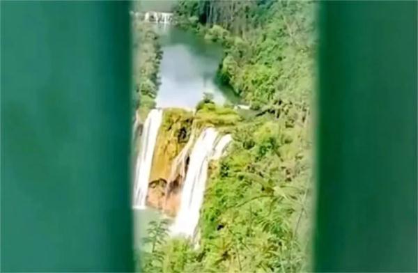 壶口瀑布沿线围墙被拆除 大好河山本不应有防偷窥