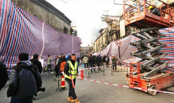 《酱园弄》外景地成热门打卡点 市民不断