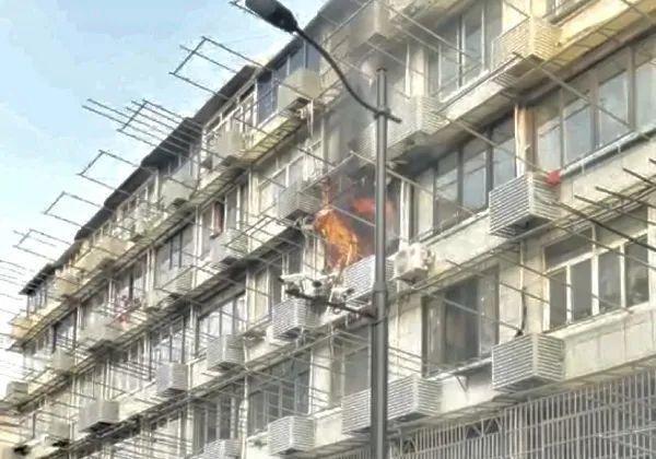 今晨上海一小区着火！全市专项检查！南京30楼孕妇火灾中死里逃生，她做对了啥