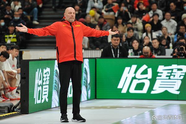 中国男篮输日本到底应该谁背锅？中国篮协需要动手