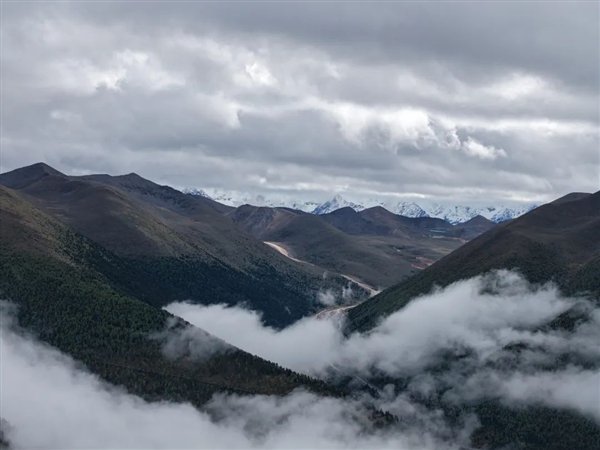 丧心病狂的大疆 竟然给无人机装上了激光雷达 夜景避障新突破