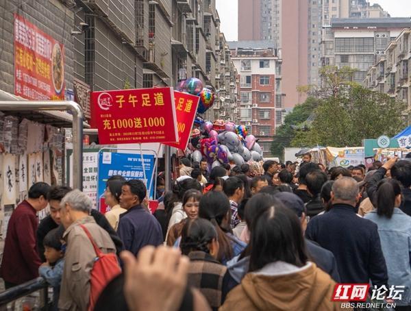 晓华回应带火一座城 怀化成网红打卡地