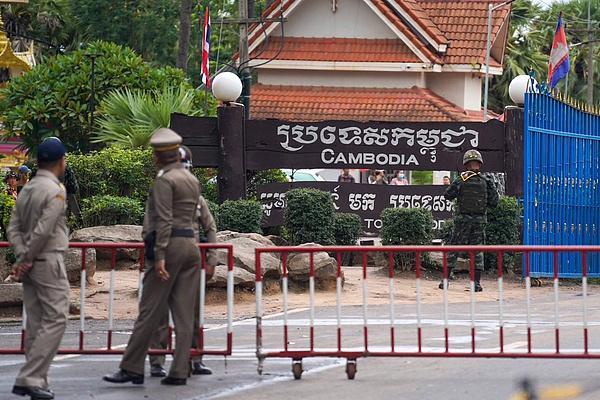 泰国将降低与柬埔寨外交关系等级 双方互驱大使