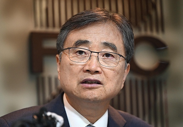 韓國外長:將先解決韓工人簽證問題 再推進對美投資