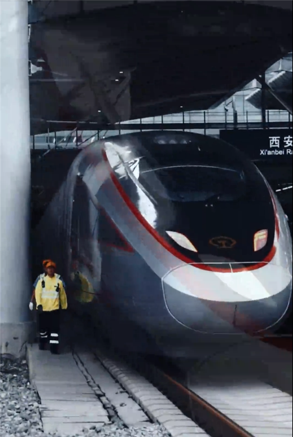 时速350公里的复兴号竟然这么大