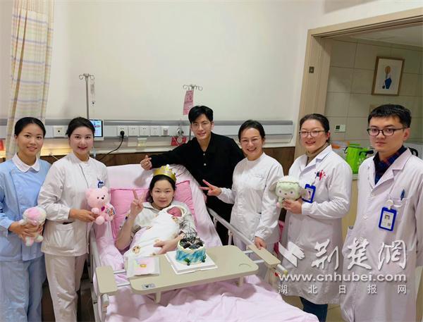 同年同月同日夫妻诞下同月同日宝宝