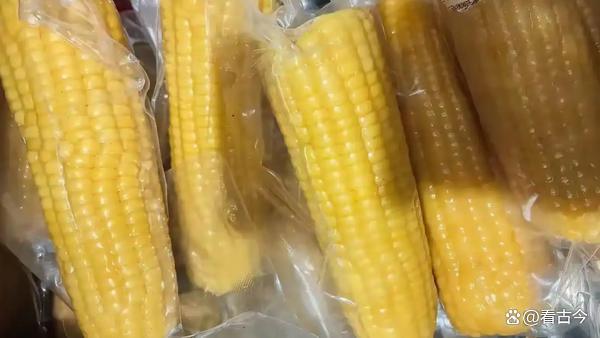 网传包装玉米是僵尸玉米?假 谣言引发“玉米惊魂”