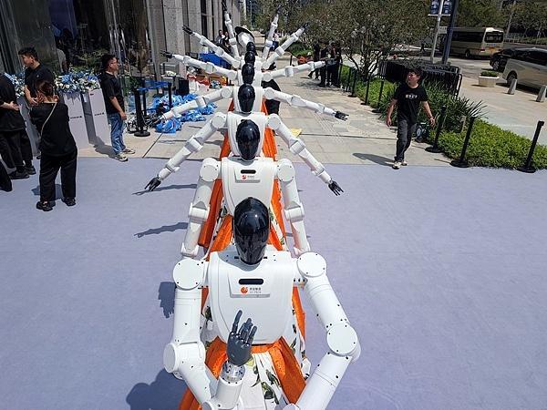 美媒：中国新五年规划建议受全球瞩目 引领全球发展机遇