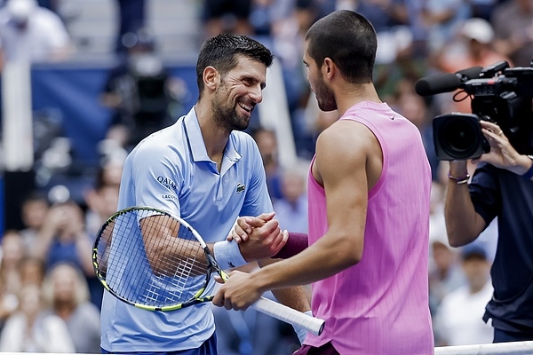 阿尔卡拉斯澳网男单夺冠 新生代巨头崛起