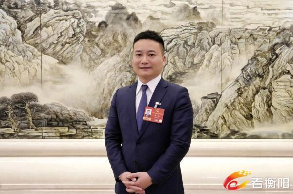 全国人大代表：不能亏了农村老人