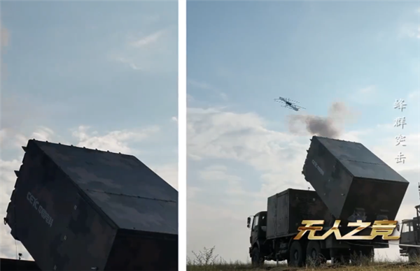 国产无人机蜂群作战系统首次亮相 展现集群智慧