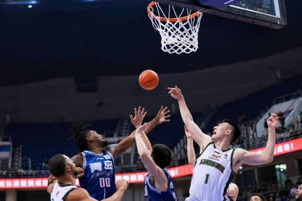 青岛双加时98-96险胜辽宁 激战双加时艰难取胜