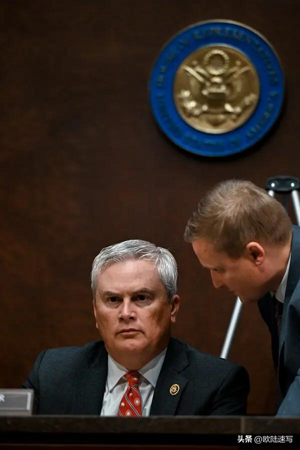 特朗普首赴白宫记者晚宴前遭媒体施压 呼吁抵制出席